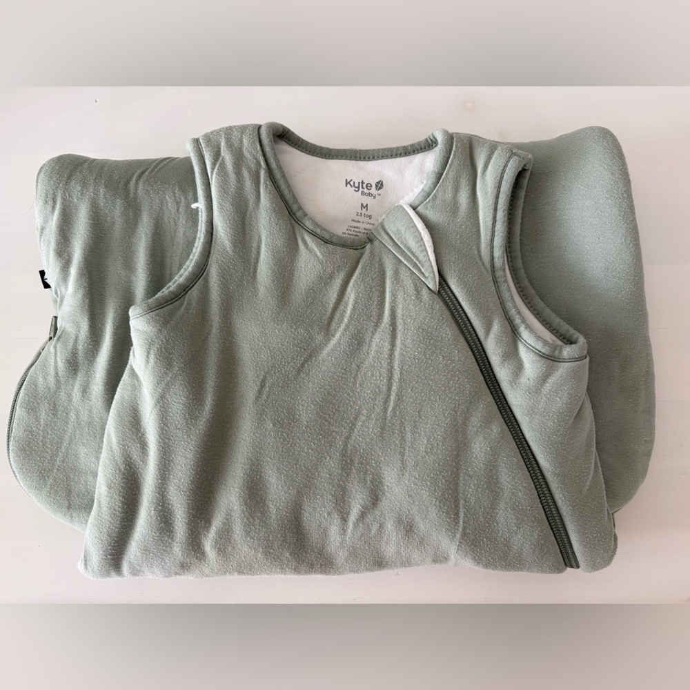 Kyte BABY 2.5 Tog Light Sage Green Sleep Sack - Medium